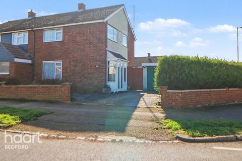 3 bedroom semi-detached house for sale, Knights Avenue, Bedford