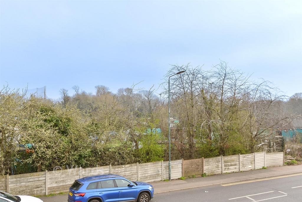 Views To Side