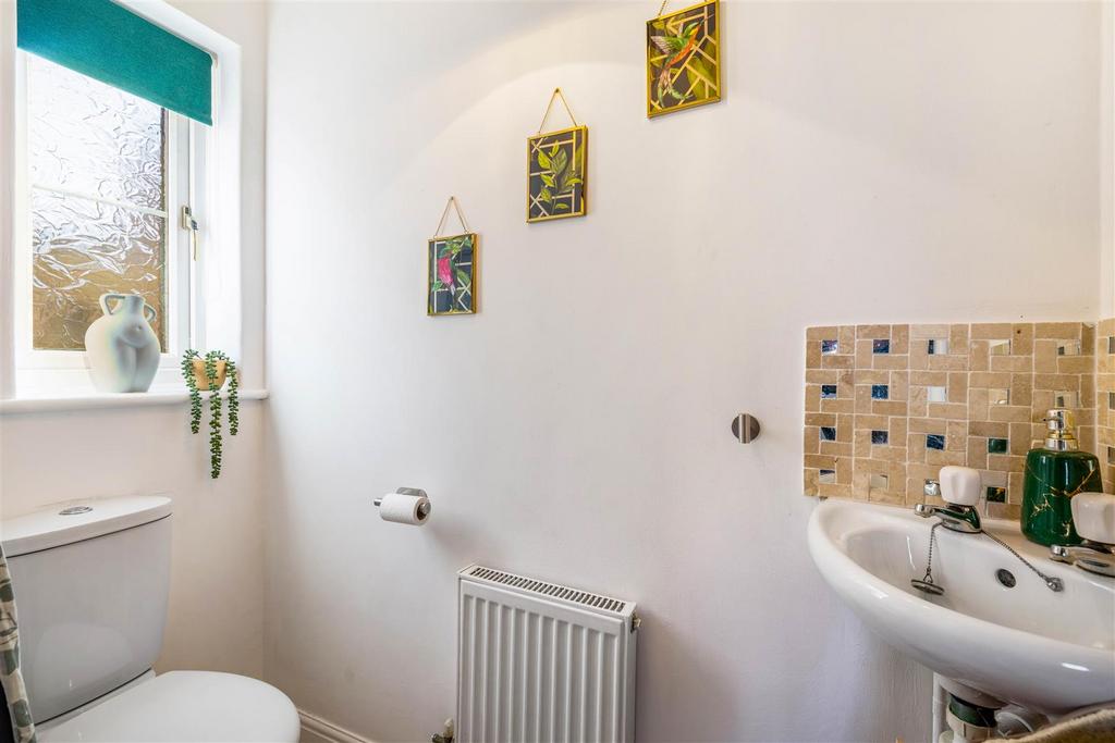 51 Saddlers Way (Fishtoft)-8.jpg