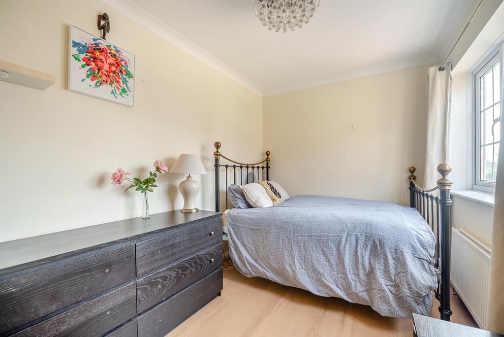 8681013-interior24.jpg