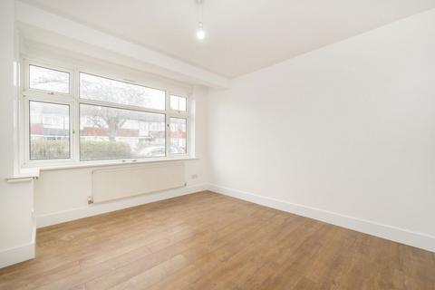 3 bedroom house to rent, Hadley Gardens, Southall UB2