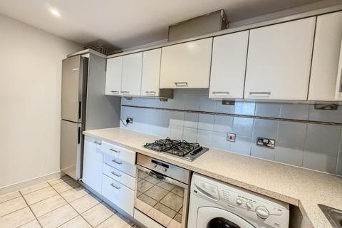 2 bedroom flat to rent, Settlers Court, E14