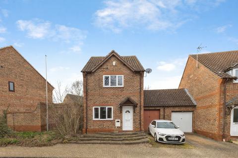 3 bedroom detached house for sale, Lynmouth Crescent, Milton Keynes MK4