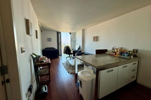 undefined, Apartment 2201 Beetham Tower, 10 Holloway Circus Queensway, Birmingham, B1 1BA