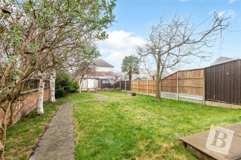 3 bedroom house for sale, Cambridge Avenue, Gidea Park, RM2