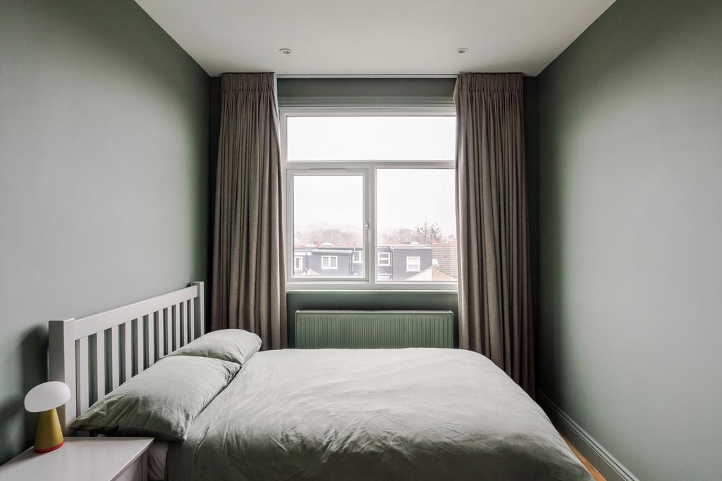 A0 OP6000006 MV05 MAG N16 webres.jpg