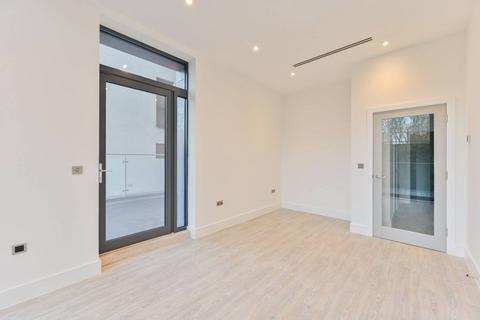 1 bedroom flat for sale, 26 Gwynne Road, LONDON SW11