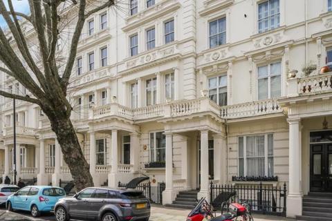 Inverness Terrace,  London,  W2,  W2