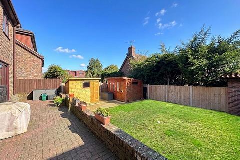 4 bedroom detached house for sale, Paget Drive, Billericay CM12