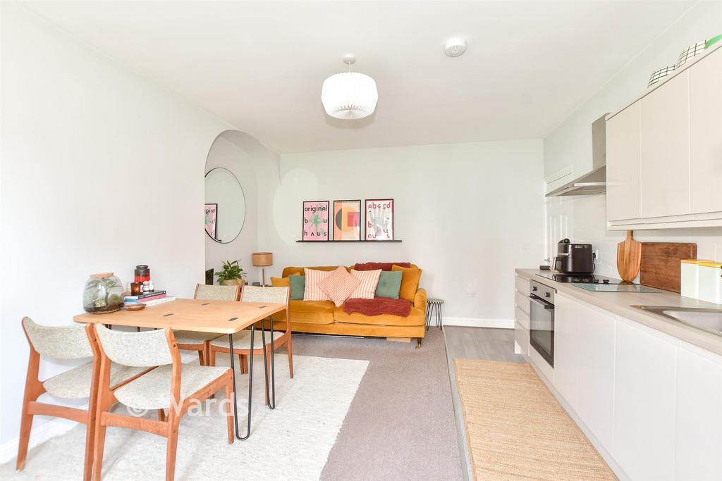 Lounge/ Kitchen