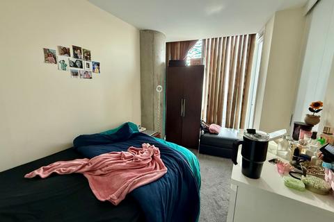 undefined, Apartment 2405 Beetham Tower, 10 Holloway Circus Queensway, Birmingham, B1 1BA