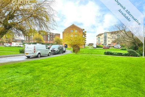 2 bedroom apartment to rent, Lake Drive, Peacehaven, BN10