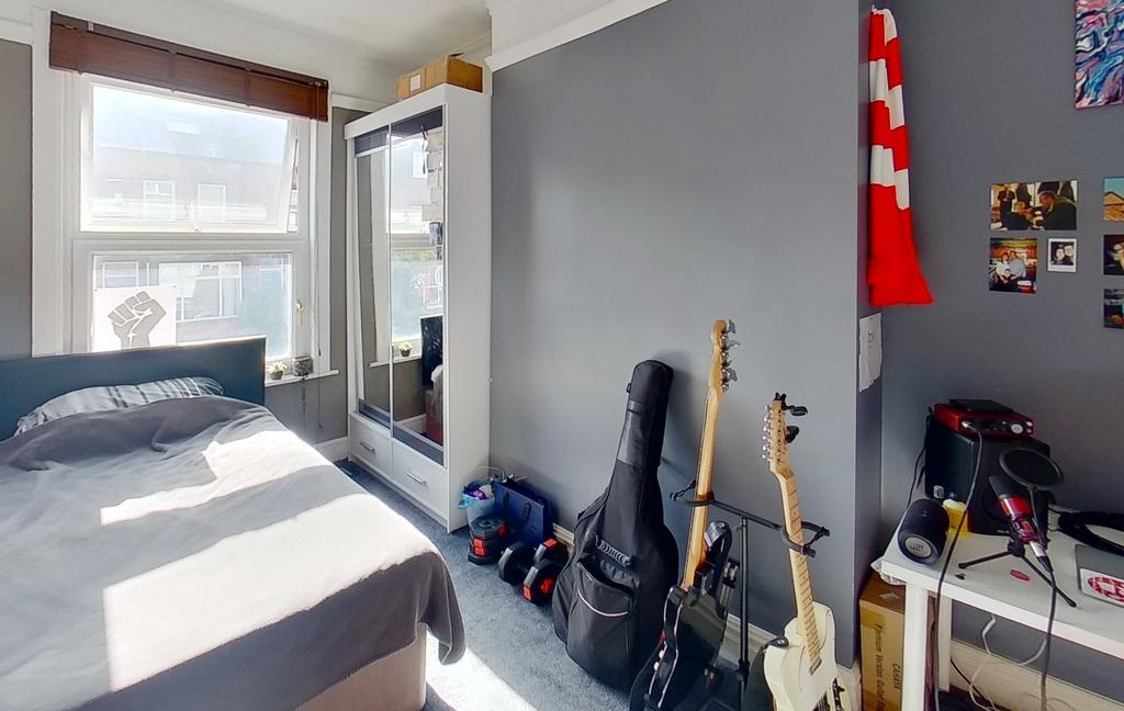 Stanmore-street-bedroom-1.jpg