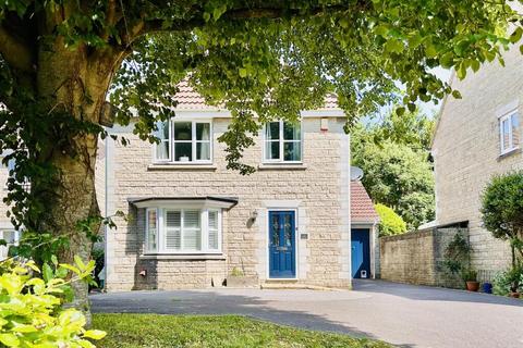 4 bedroom detached house for sale, Barnabas Close, Axbridge