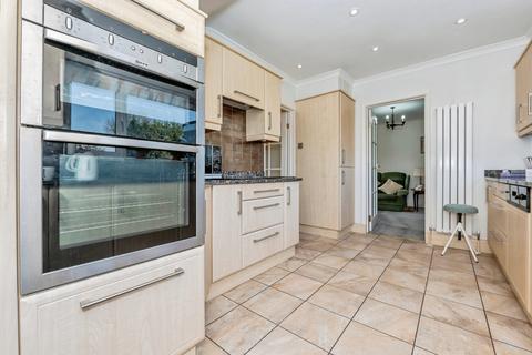 3 bedroom detached house for sale, St. Johns Lane, Longfield DA3