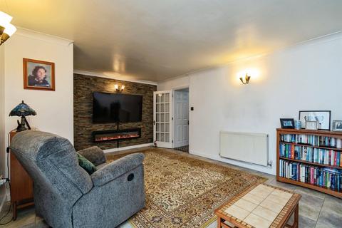 3 bedroom end of terrace house for sale, Jubilee Close, Weeting, Brandon