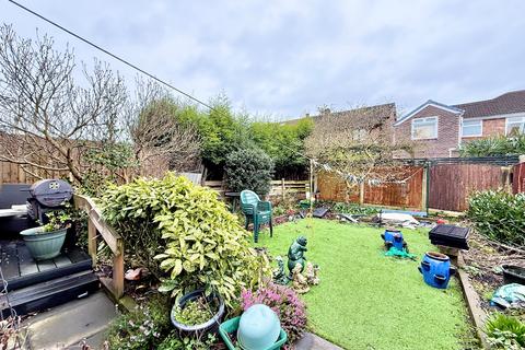 3 bedroom detached house for sale, Balmoral Drive, Denton