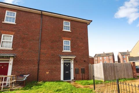 3 bedroom semi-detached house for sale, Faulkner Drive, Spalding