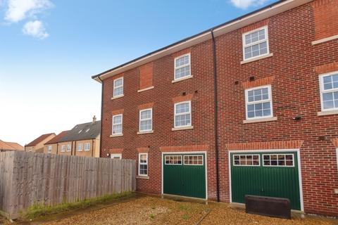 3 bedroom semi-detached house for sale, Faulkner Drive, Spalding