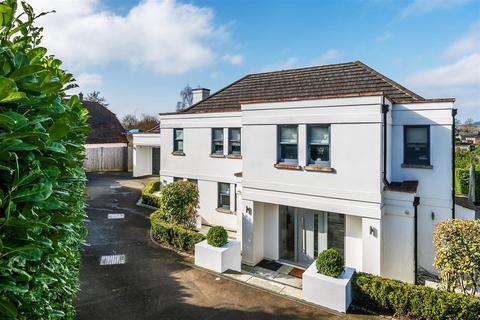 Quarry Close, Oxted