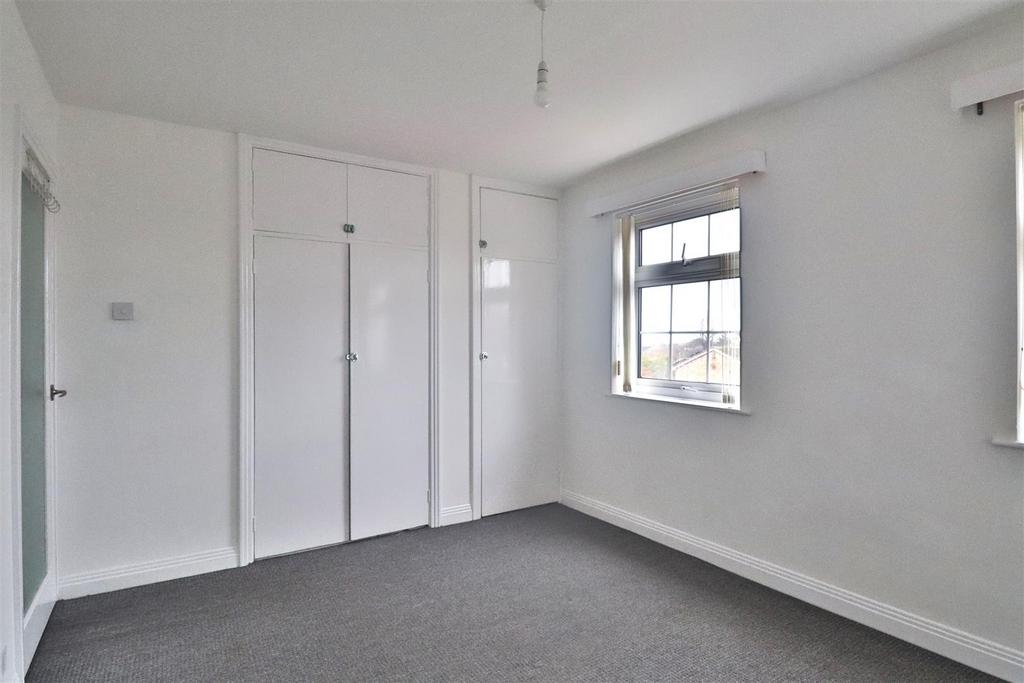 Woodview - Bedroom 1 3.JPG