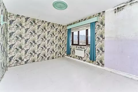2 bedroom flat for sale - View 2