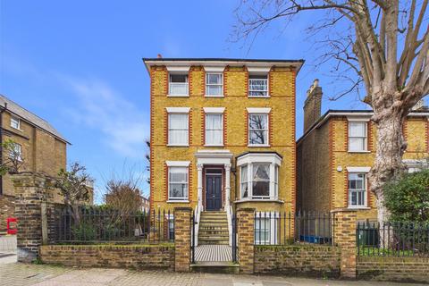 3 bedroom house to rent, Church Road, Richmond