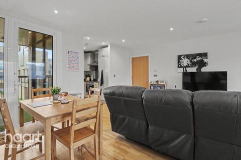 2 bedroom apartment for sale, Burgess Springs, Chelmsford