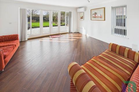 undefined, Far Holme, Milton Keynes MK10