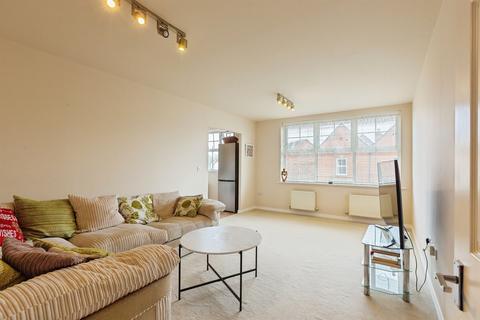 2 bedroom apartment for sale, Knightsbridge Place, Aylesbury