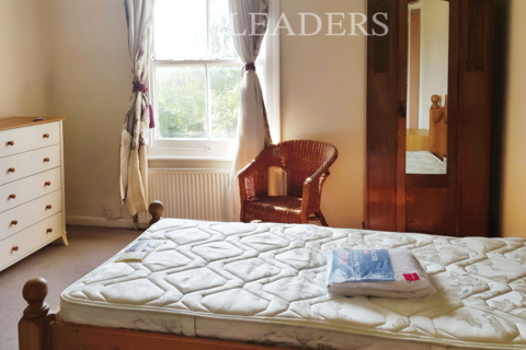 1 bedroom in a house share to rent, Arbury Road, Cambridge, CB4