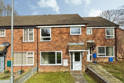 3 bedroom terraced house to rent, Braithwait Close, Norwich, Norfolk, NR5