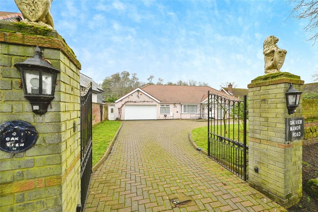 4 bedroom bungalow for sale