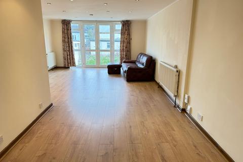undefined, Compton Place, Carpenders Park, WD19