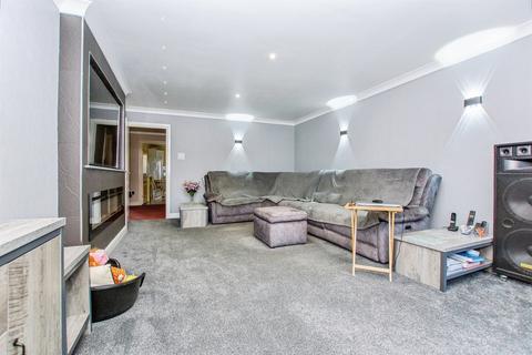 4 bedroom detached bungalow for sale, Harriet Close, Sutton Bridge, SPALDING
