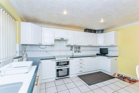 4 bedroom detached bungalow for sale, Harriet Close, Sutton Bridge, SPALDING