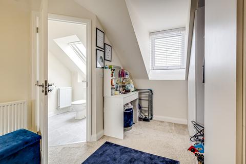 3 bedroom semi-detached house for sale, Freeman Road, Hockley, SS5
