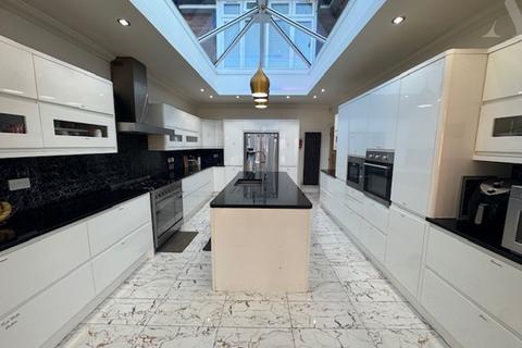 6 bedroom semi-detached house for sale, Eastbourne Avenue, Birmingham, West Midlands