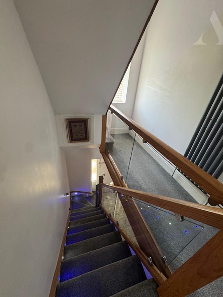 24 Eastbourne Ave staircase.jpeg