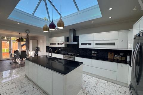 6 bedroom semi-detached house for sale, Eastbourne Avenue, Birmingham, West Midlands