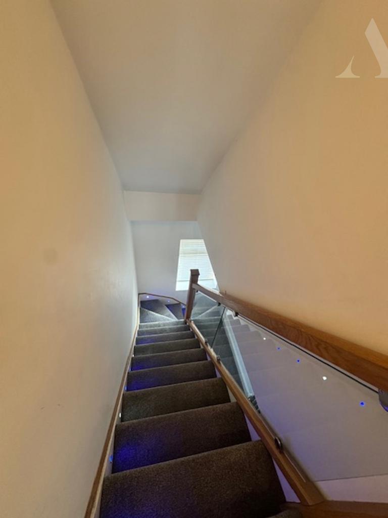 24 Eastbourne Ave 2nd staircase.jpeg