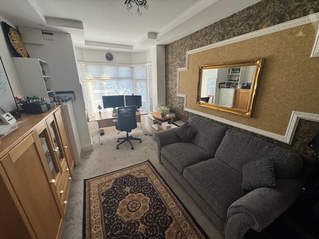 24 Eastbourne Ave Reception Room 2.jpeg