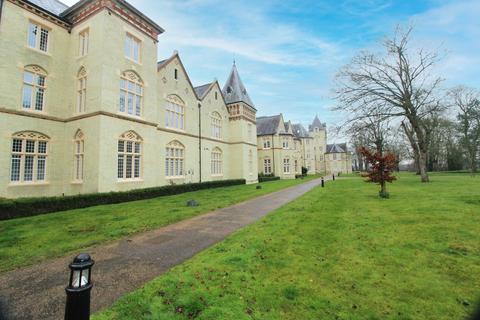 2 bedroom apartment to rent, Kingsley Avenue, Fairfield, Hitchin, SG5