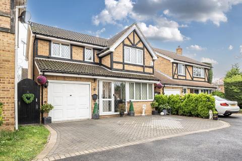 4 bedroom detached house for sale, Portland Close, Near Burnham, Berkshire, SL2