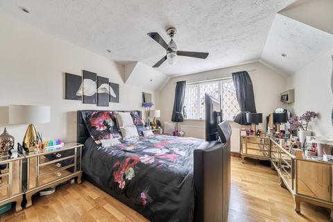 4 bedroom detached house for sale, Portland Close, Near Burnham, Berkshire, SL2