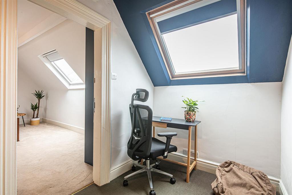 Second floor landing/study area