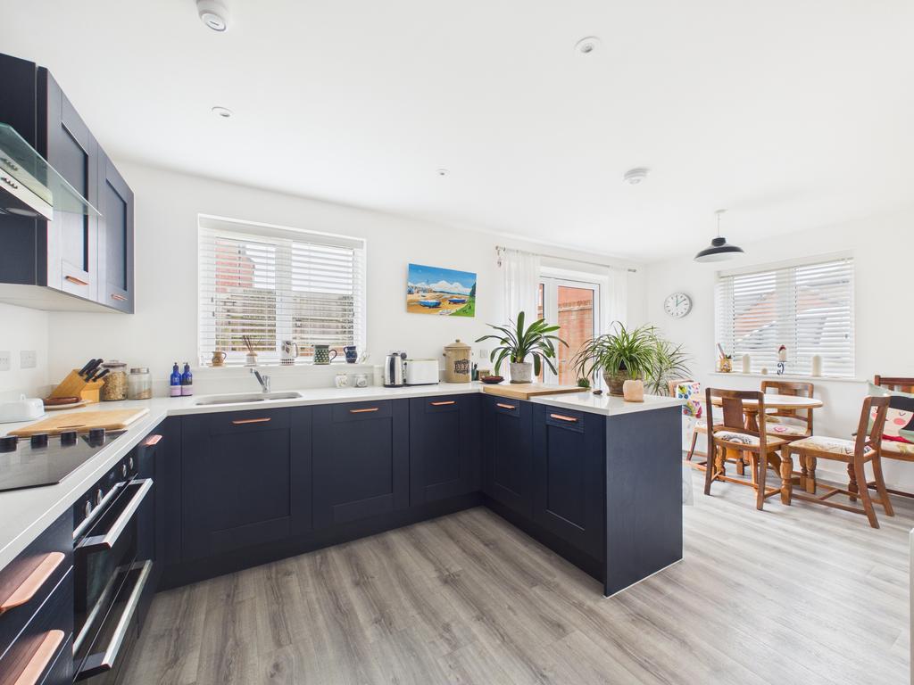 Kitchen 1