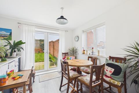 3 bedroom detached house for sale, Admiral Way, Chinnor, Oxfordshire
