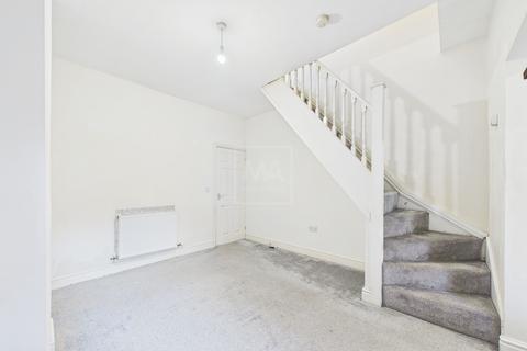 2 bedroom terraced house to rent, Weston Road, Runcorn, WA7