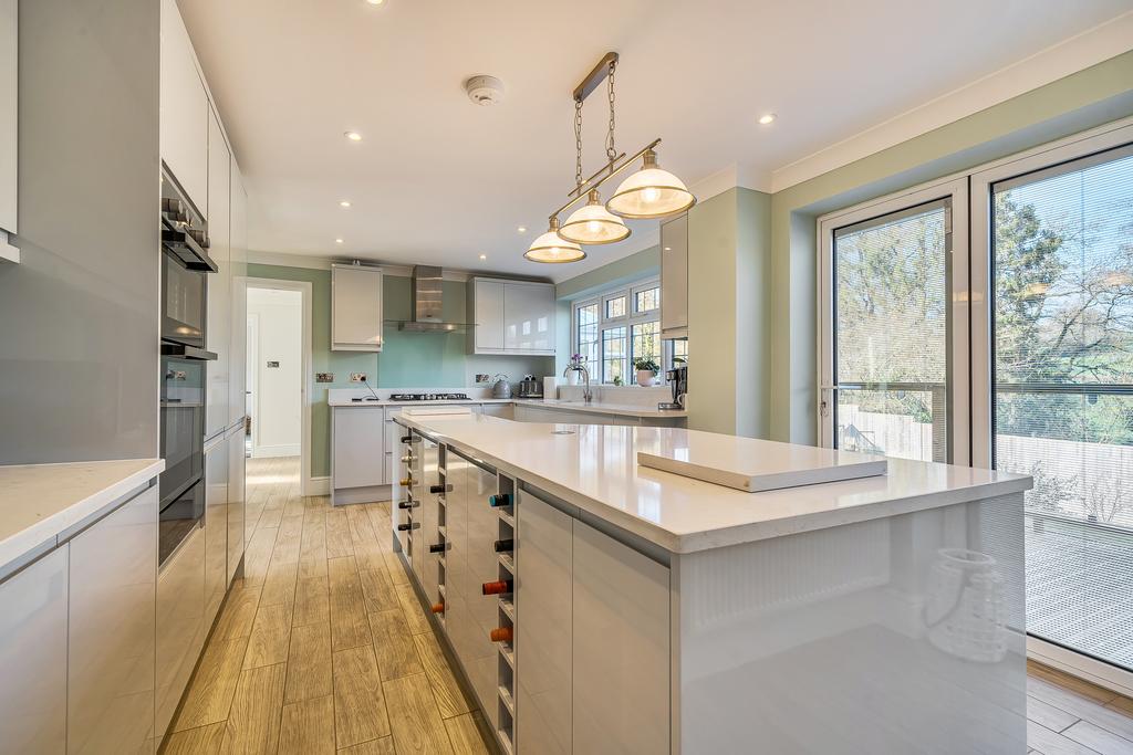 Kitchen / Breakfast Room